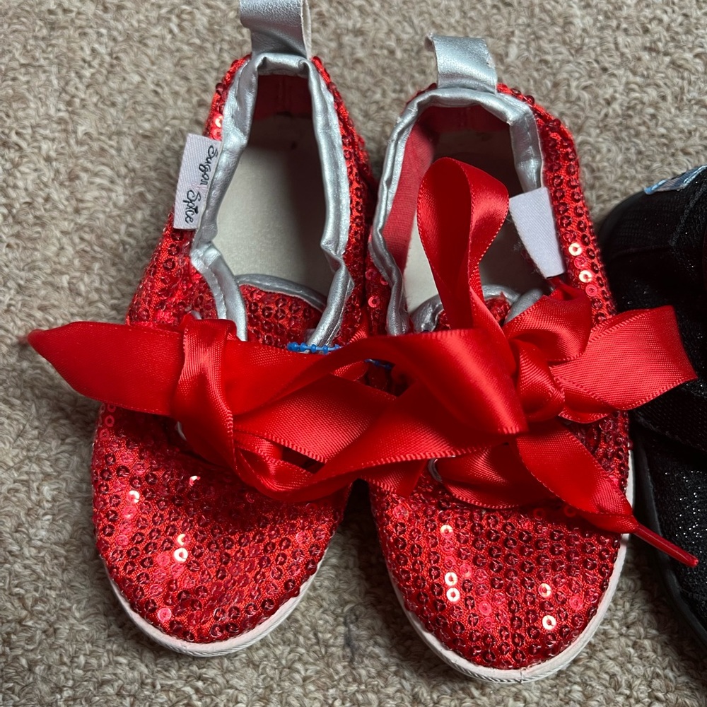 Toddler Girls Red Sequin Sneakers with Silver Accents